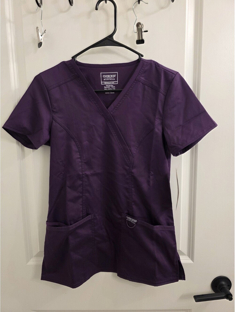 New Cherokee Workwear Revolution Women's Scrub Top Size XXS Purple
